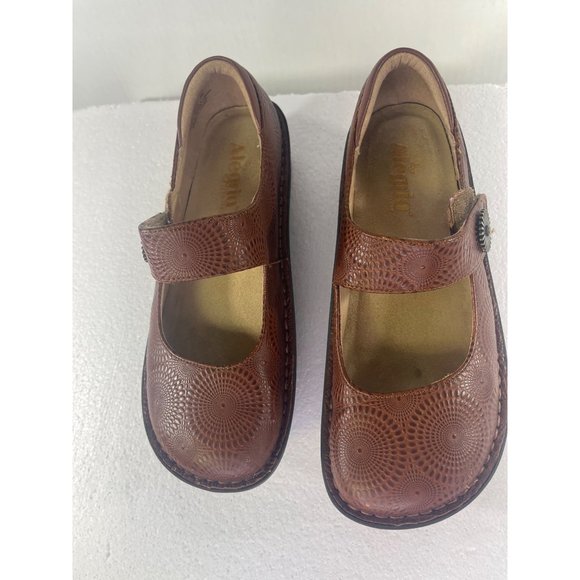 Alegria Paloma Clogs Women's size 9.5 Mary Jane Brown Leather Embossed Comfort - Picture 14 of 16
